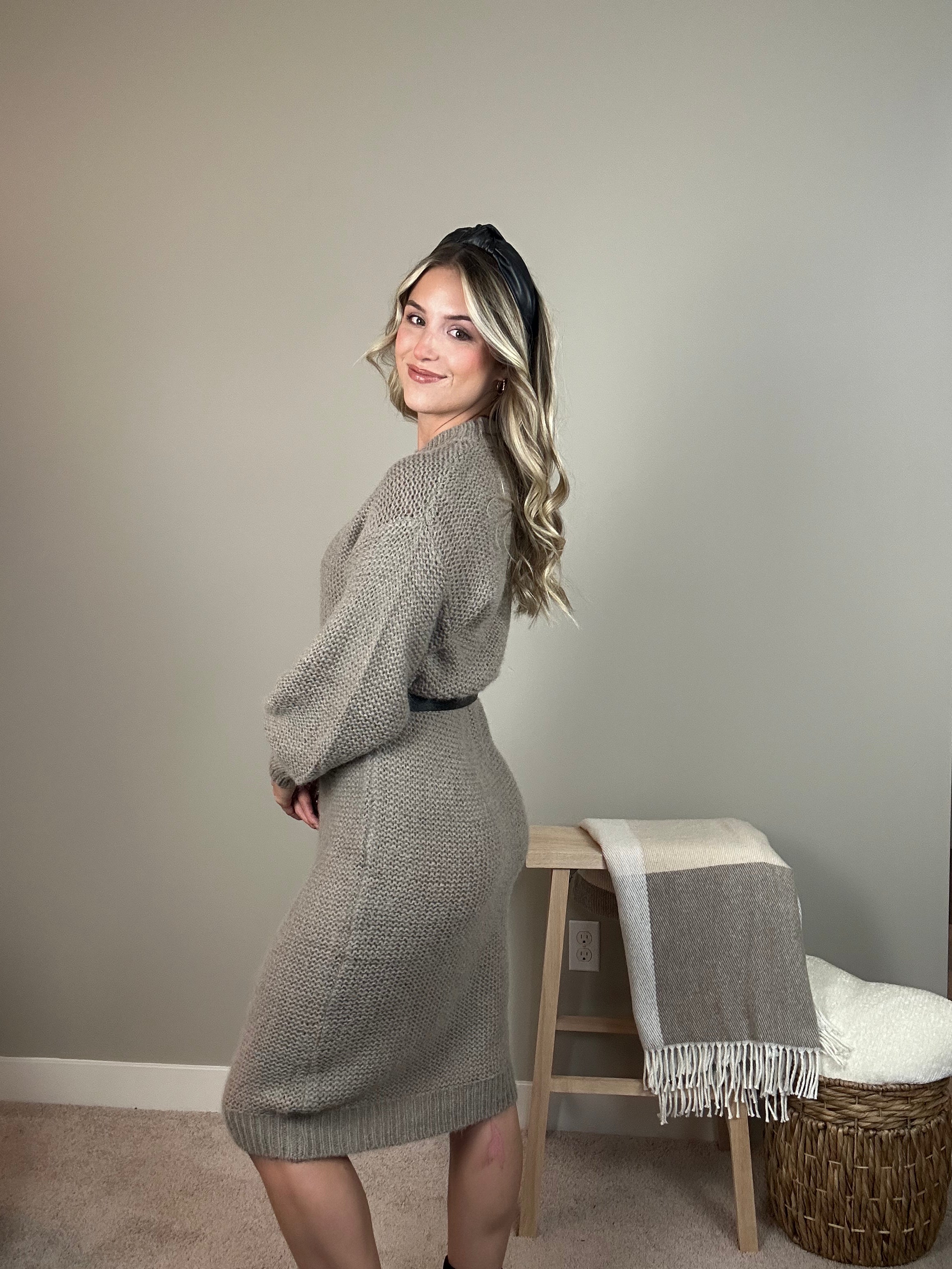 MANDY SWEATER DRESS