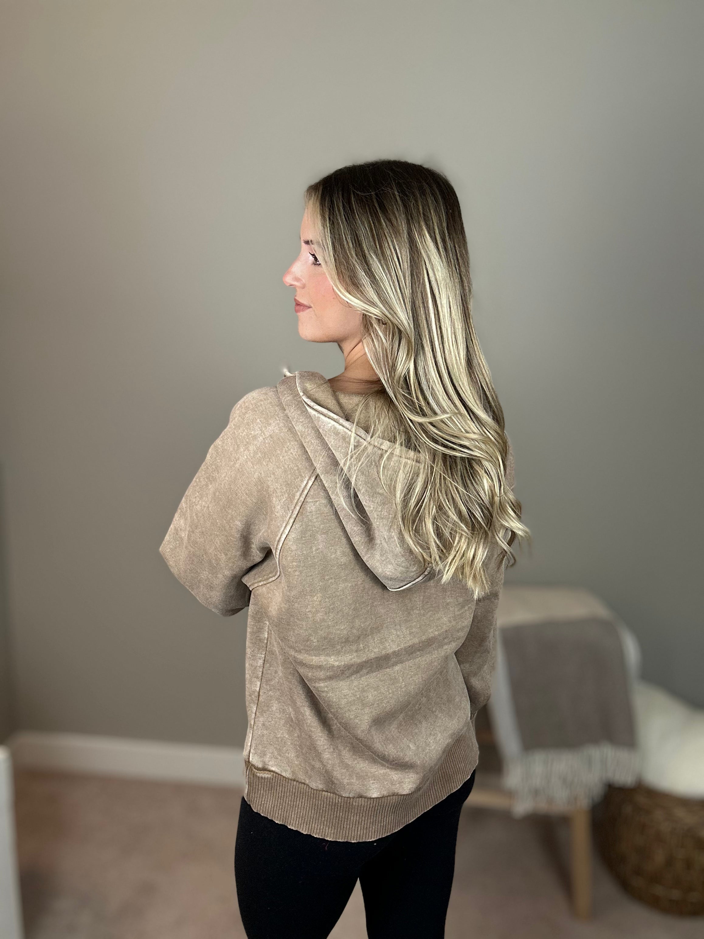 RYAN PLUSH HOODIE - DEEP CAMEL - CĀPA Boutique
