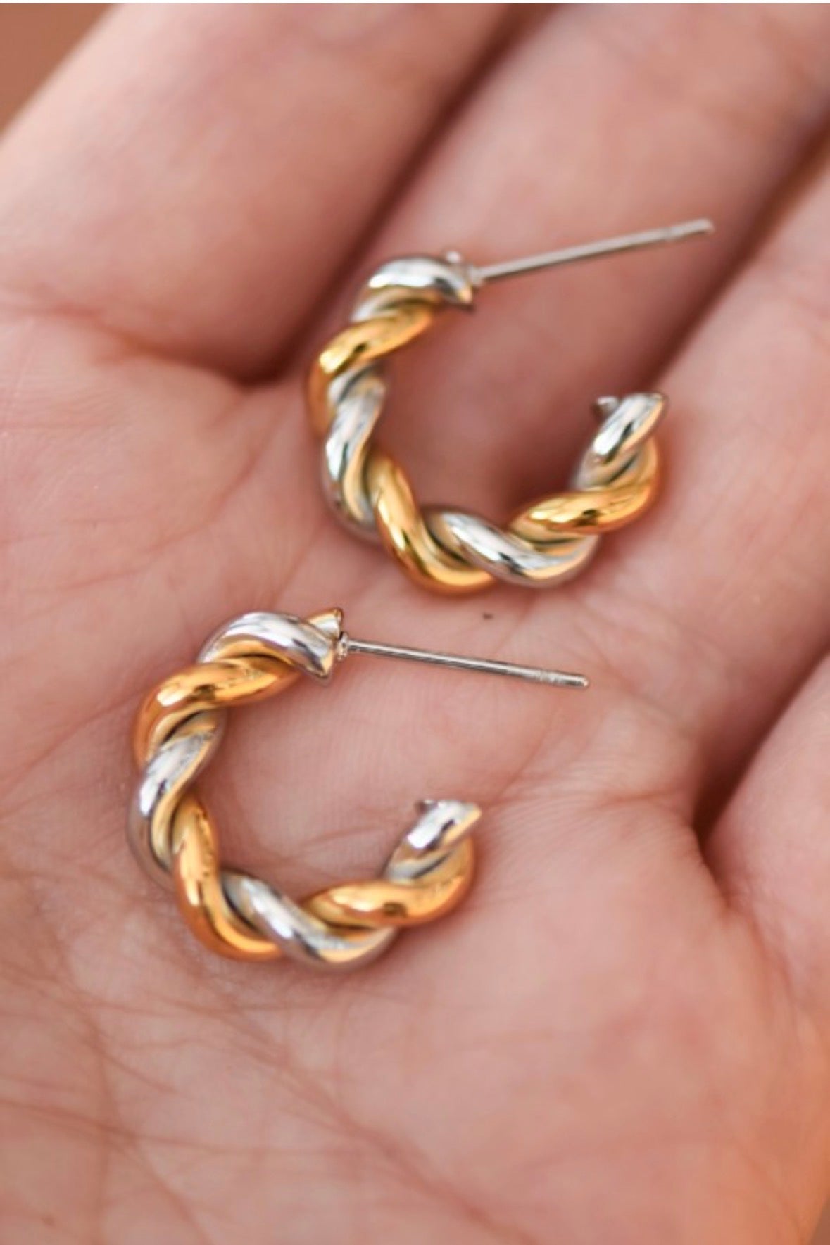 2 TONE TWIST HOOPS - 18K GOLD PLATED