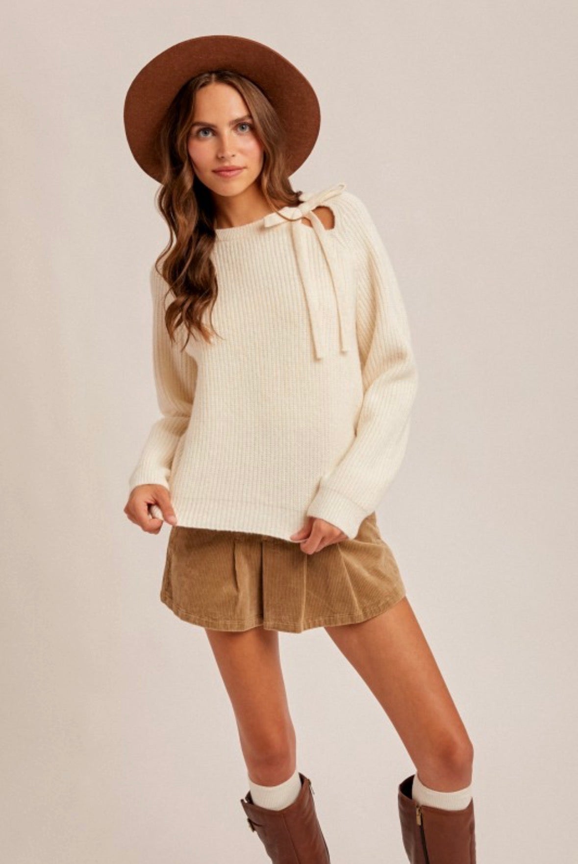 PRE-ORDER: BOW CLASSIC KNIT SWEATER